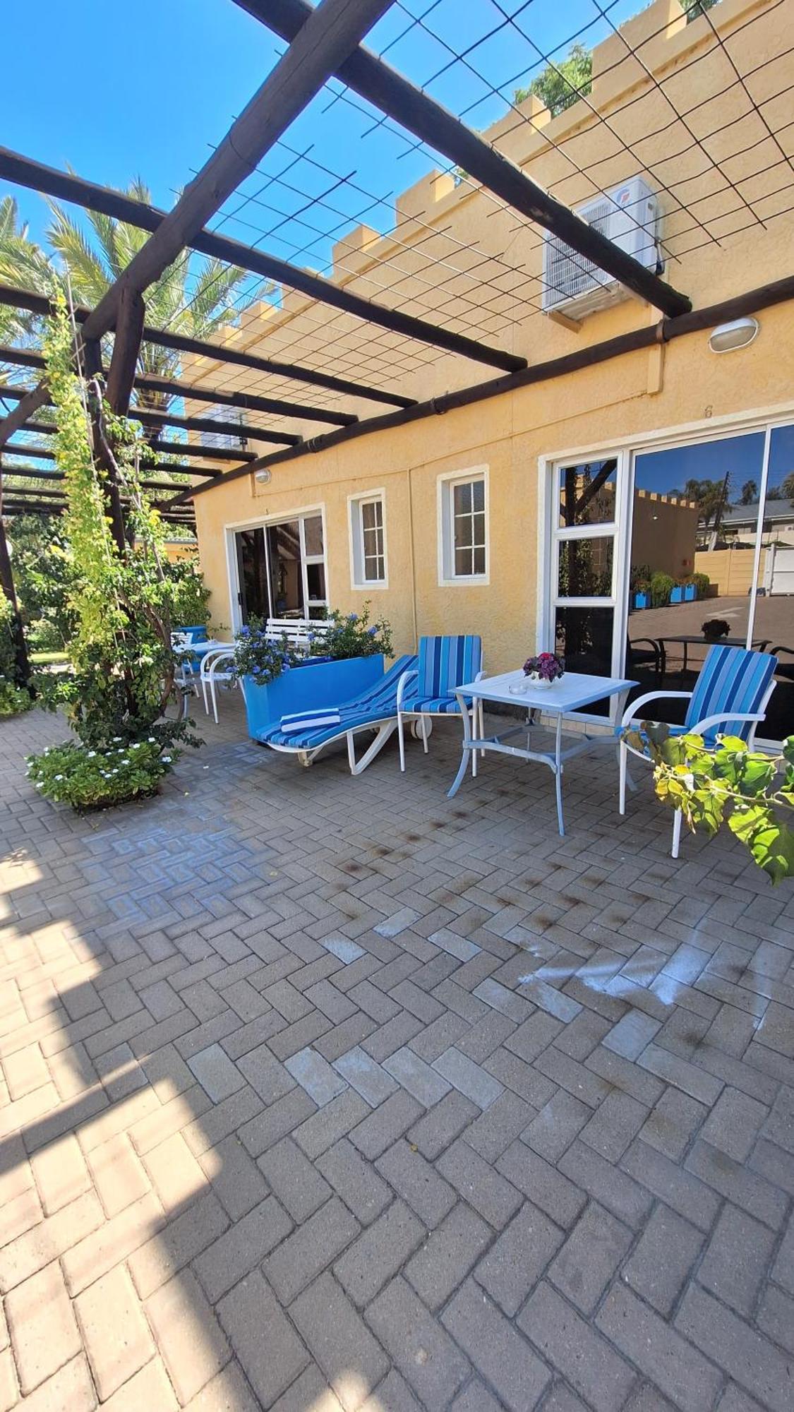 Capbon Guesthouse Windhoek Exterior foto