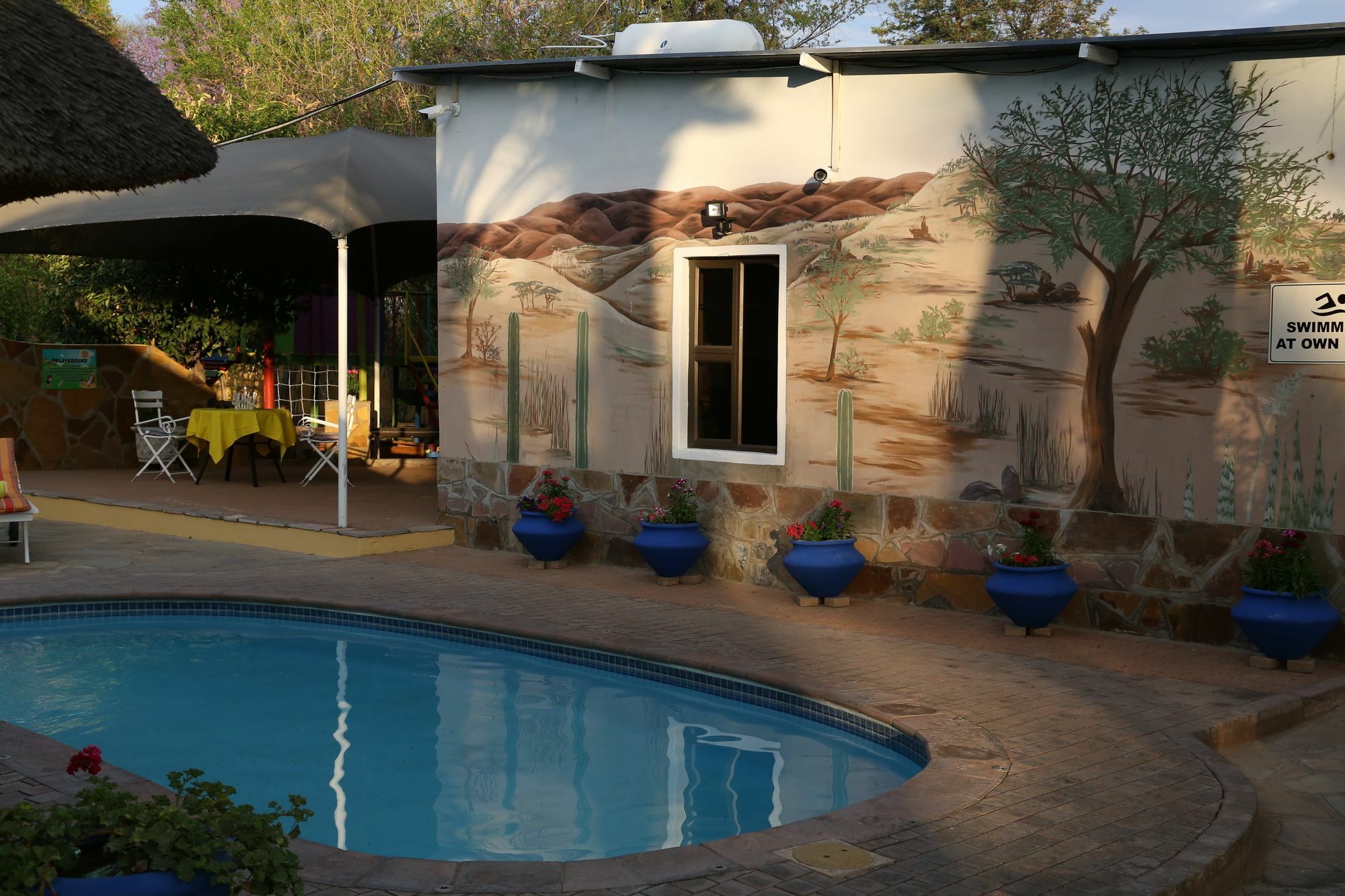 Capbon Guesthouse Windhoek Exterior foto